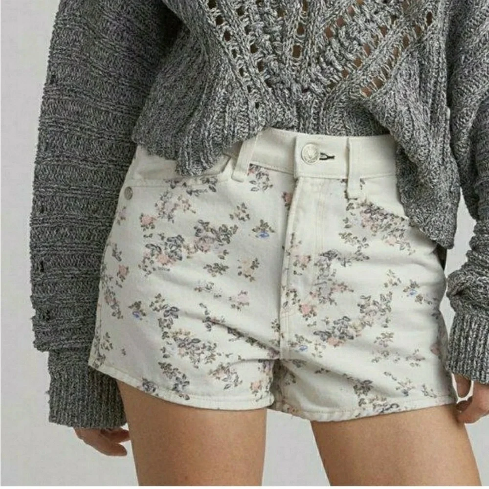 New! Rag & Bone Shorts JEAN Ellie Floral Print Denim Shorts in Micro Floral 26